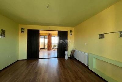 Lugoj, Vila P+2E+M , 656 Mp., Construiti, Posibilitate De Investitie, Zona 0 - 18