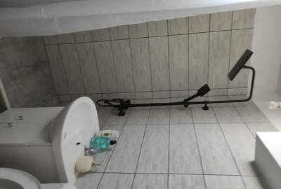 Apartament cu 3 camere semidecomandat în Central - 3