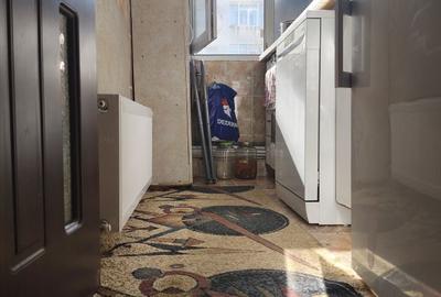 Apartament cu 2 camere semidecomandat în Narcisa