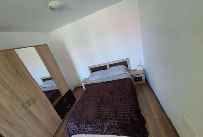 Apartament cu 2 camere, decomandat - zona Tractorul. - 4