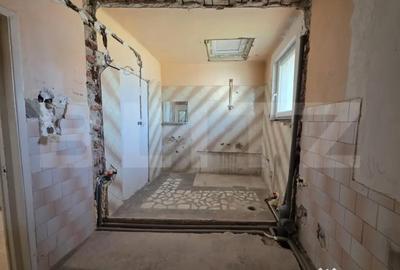 Casă cu 5 camere cu Teren 500 Mp în Titulescu - 3