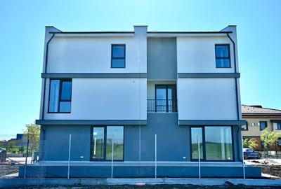 Duplex cu 5 camere cu Piscina în Odăi - 9