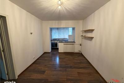 Garsonieră decomandată, mobilată în Central - 5
