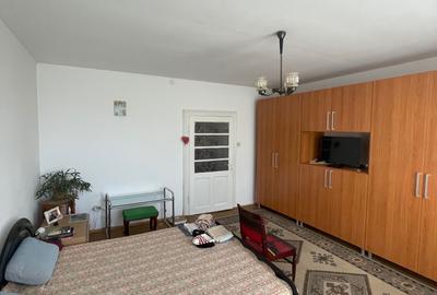 Casă cu 4 camere în Central - 5