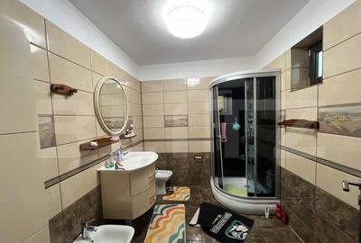 Casă cu 5 camere cu Teren 571 Mp în Central - 11