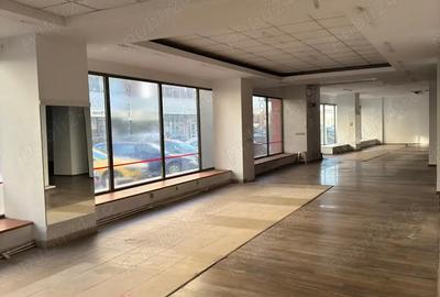 Spațiu comercial, de 398 mp, în Central - 2