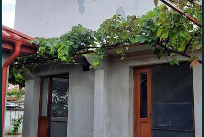 Casă cu 6 camere în Mangalia - 4