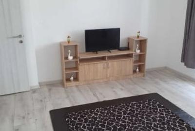 Apartament cu 2 camere decomandat, mobilat în Metalurgiei