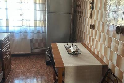 Apartament cu 3 camere, mobilat în Central - 4