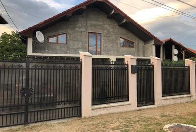Casă cu 3 camere cu Teren 1200 Mp în Șimian - 3