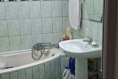 Apartament cu 3 camere în Giurgiului