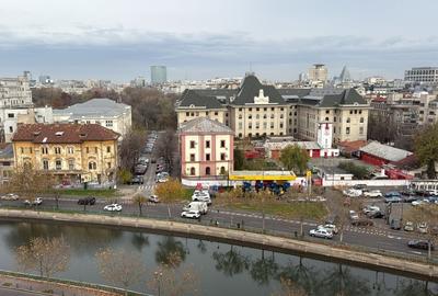 Apartament foarte spatios cu 2 Camere Bdul Libertatii-Parc Izvor - 19