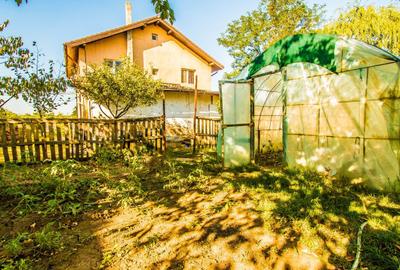 Casă individuală cu 7 camere cu Canalizare în Islaz - 4