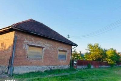Casă cu 2 camere cu Teren 200 Mp în Buteni - 2