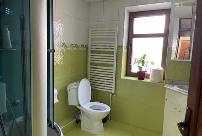 2 cam. etaj I, decomandat, 60 mp, modernizat, zona Progresul II - 12