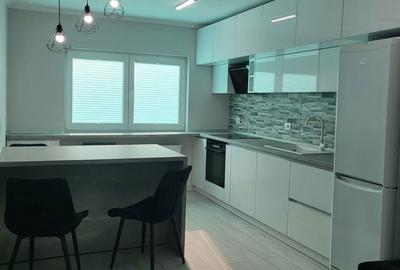 Apartament cu 2 camere decomandat în Central - 2