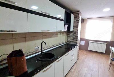 Apartament cu 3 camere decomandat în Central - 7