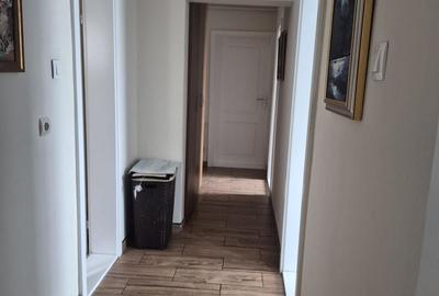 Apartament cu 3 camere decomandat, mobilat în Tomis III - 3