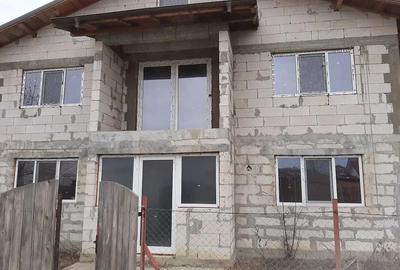 Casă cu Teren 500 Mp în Lunca Cetățuii - 2