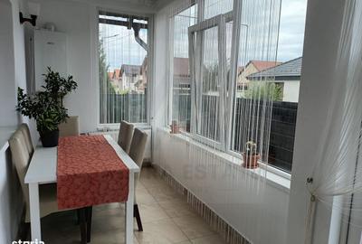 Casă cu 4 camere în Șelimbăr