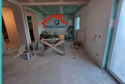 Casă cu 4 camere cu Teren 370 Mp în Periferie - 2
