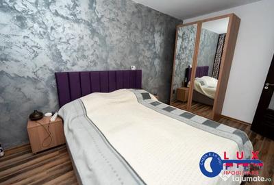 Apartament cu 3 camere decomandat în C5 - 4