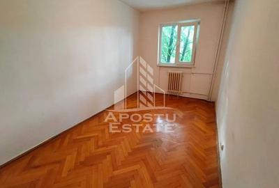 Apartament cu 2 camere, semidecomandat, etajul 2, zona Sagului - 3