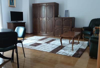 Apartament cu 2 camere decomandat, mobilat în Centrul Civic - 1