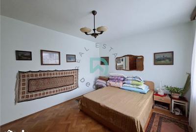 Apartament cu 3 camere decomandat în Centrul Istoric - 2