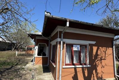 Casă cu 4 camere în Slobozia - 1