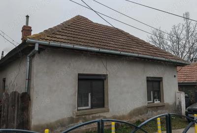 Casă cu 4 camere cu Teren 700 Mp în Cetate - 3