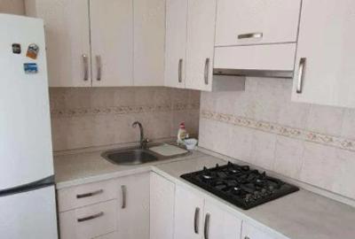 Apartament cu 2 camere decomandat în Torontalului