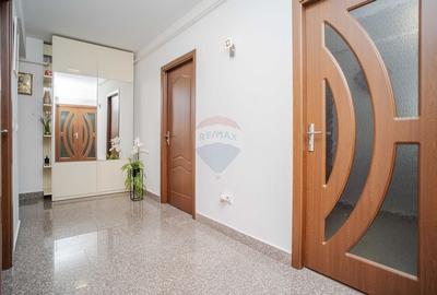 Apartament elegant de 3 camere de vanzare Rediu Comision 0% - 16
