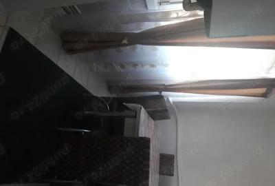 Garsonieră decomandată în Central - 3