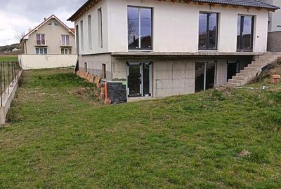 Casă cu Teren 400 Mp în Hidiș - 8