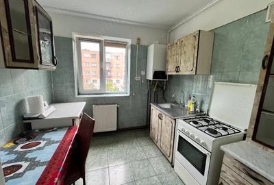 Apartament cu 2 camere semidecomandat în Gojdu - 3