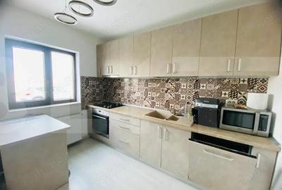 Casă cu Teren 327 Mp în Giroc