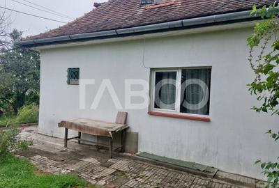 Apartament spatios la casa 82 mp 2 camere strada Livezii Cisnadie - 11
