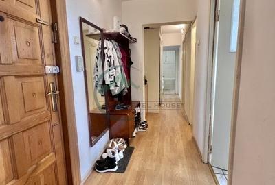 Apartament 3 camere, decomandat - 3