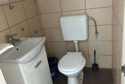 Spațiu comercial, de 45 mp, în Central - 4