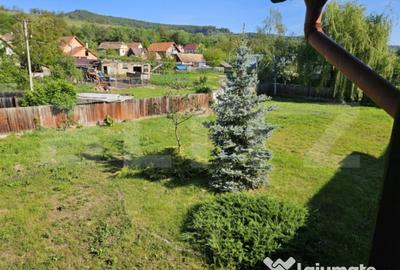 Casă cu 7 camere cu Teren 2828 Mp în Central - 1