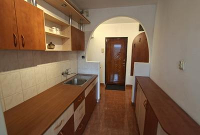 De inchiriat apartament 2 cam, Tg. Mures, 7 Noiembrie De inchiriat apartament 2 cam, Tg. Mures, 7 Noiembrie - 6