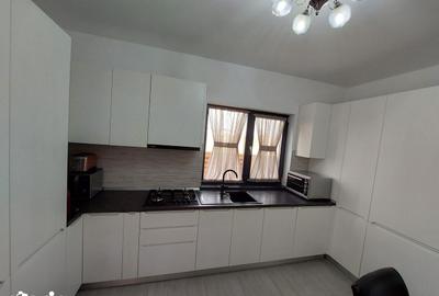 Casă cu 3 camere cu Teren 259 Mp în Central - 11