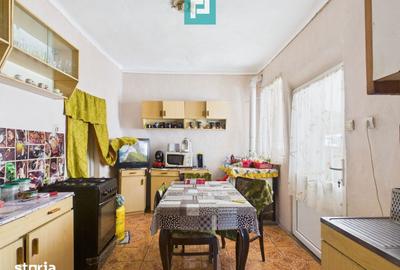 Casă cu 3 camere cu Teren 1046 Mp în Subcetate - 2