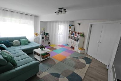 Apartament cu 4 camere decomandat în Noua - 2