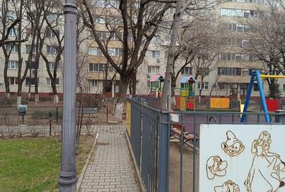 Apartament cu 3 camere semidecomandat în Grivița - 6