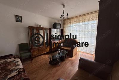 2 camere decomandate, etaj 3, Rovine - 95 000 Euro - 2