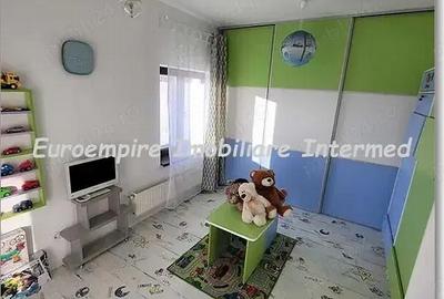 Casă cu 5 camere în Central - 5