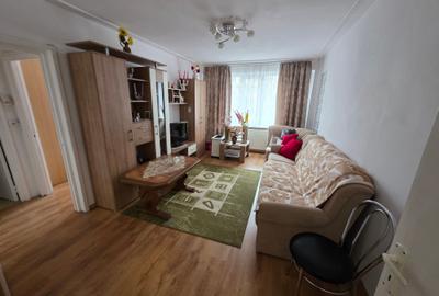 3 camere semidecomandat Astra - 2