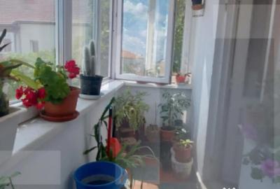 Apartament cu 3 camere decomandat, mobilat în Girocului - 3